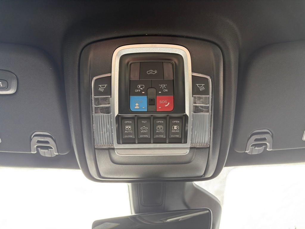 2026 RAM Ram 1500 RAM 1500 LIMITED CREW CAB 4X4 5'7' BOX