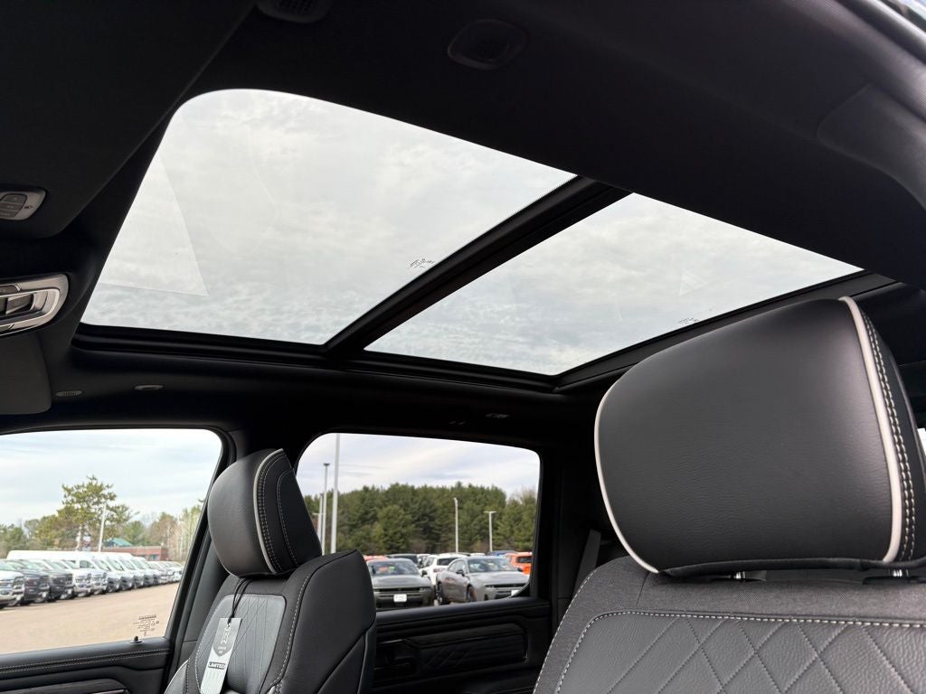 2026 RAM Ram 1500 RAM 1500 LIMITED CREW CAB 4X4 5'7' BOX