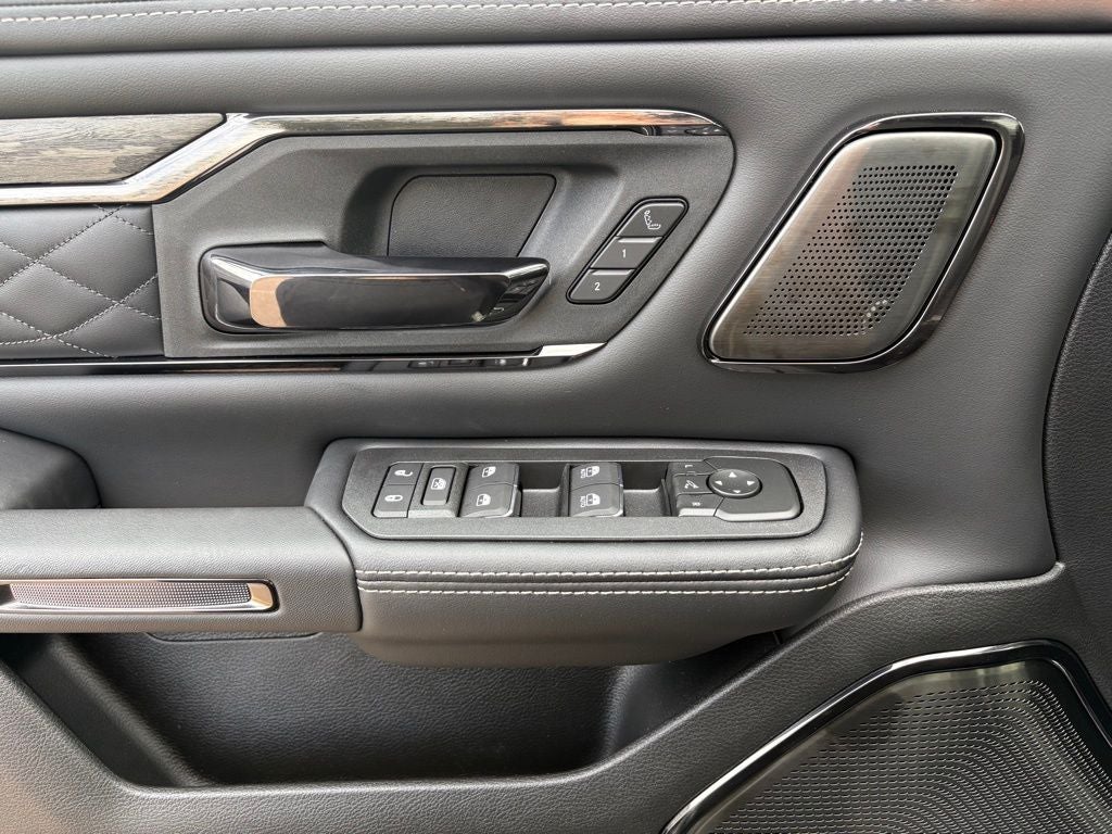 2026 RAM Ram 1500 RAM 1500 LIMITED CREW CAB 4X4 5'7' BOX