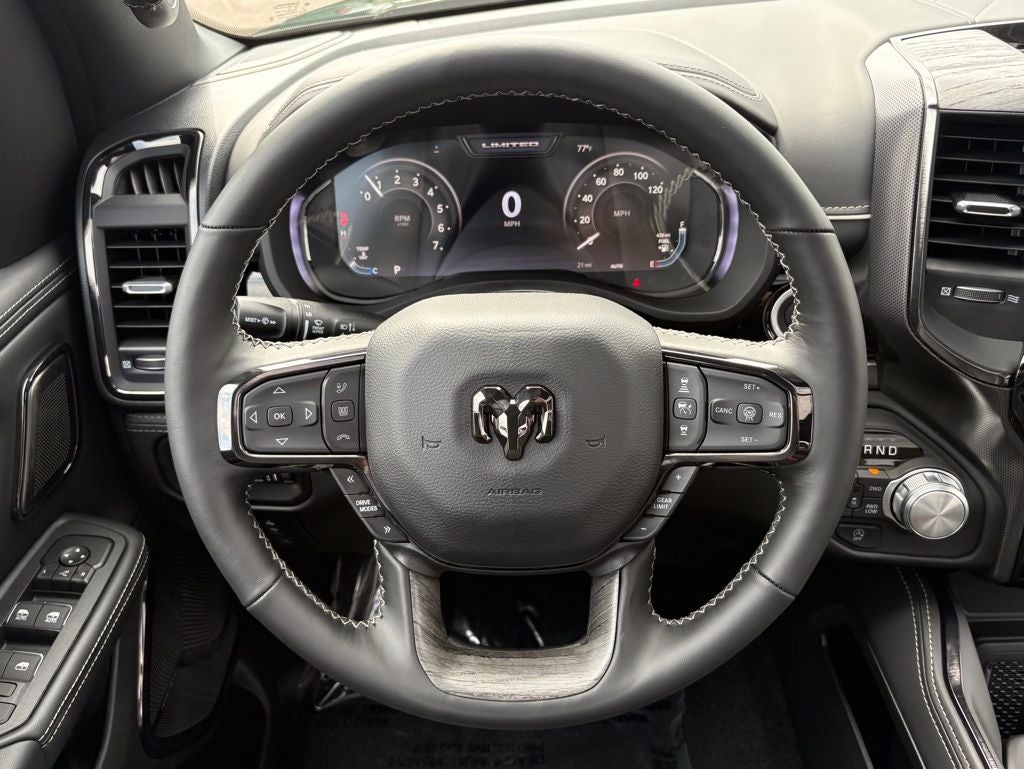 2026 RAM Ram 1500 RAM 1500 LIMITED CREW CAB 4X4 5'7' BOX