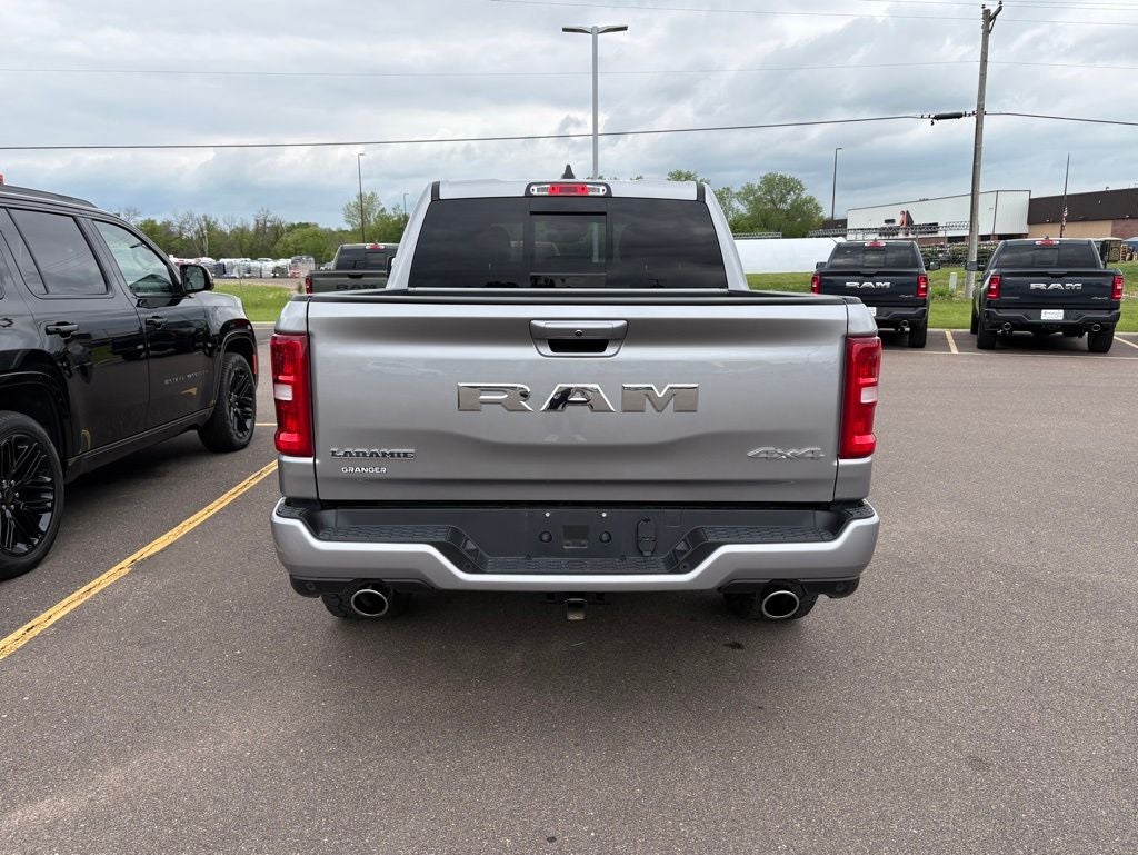 2025 RAM 1500 Laramie Crew Cab 4x4 5'7' Box