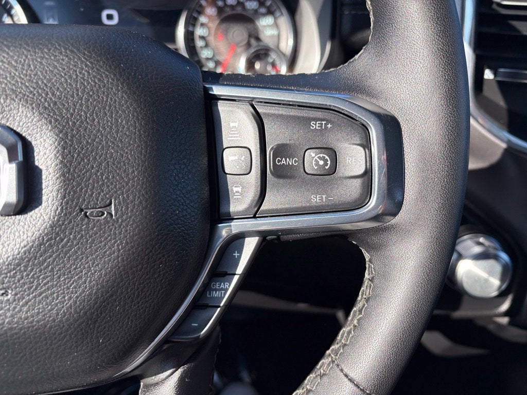 2025 RAM 1500 Laramie Crew Cab 4x4 5'7' Box