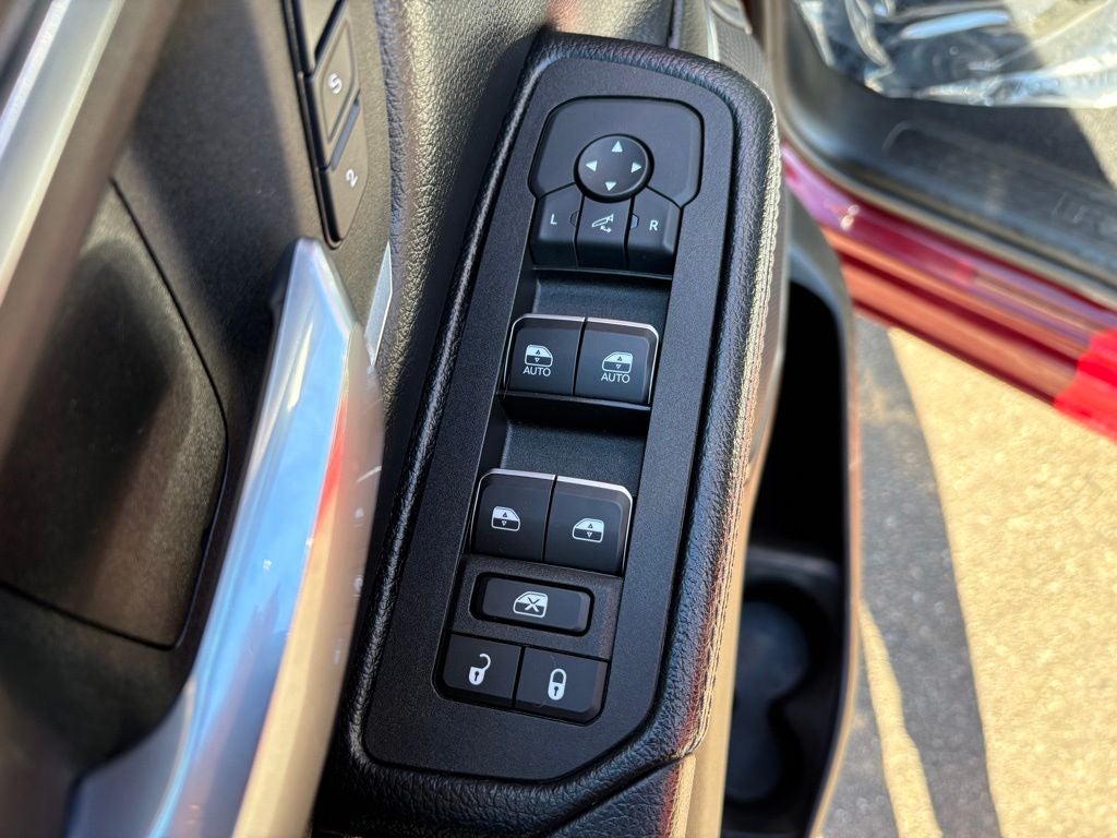 2025 RAM 1500 Laramie Crew Cab 4x4 5'7' Box