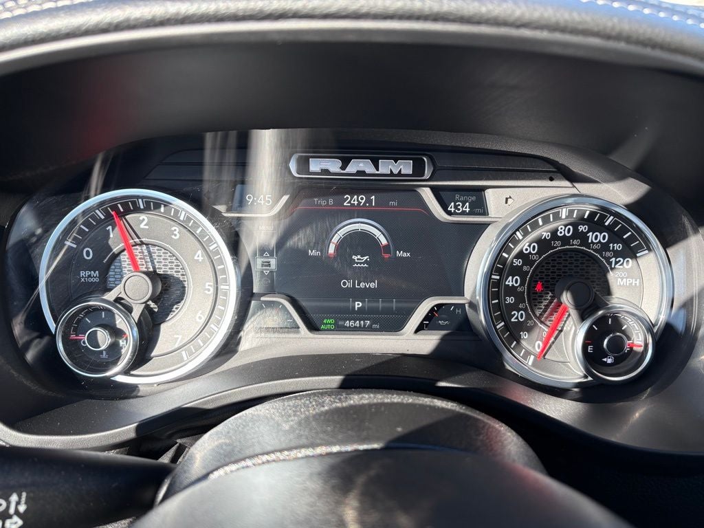 2025 RAM 1500 Laramie Crew Cab 4x4 5'7' Box