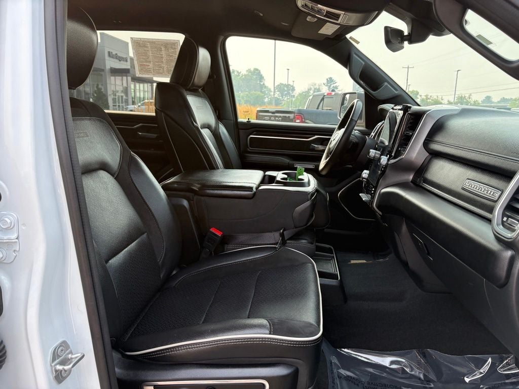 2025 RAM 1500 Laramie Crew Cab 4x4 5'7' Box