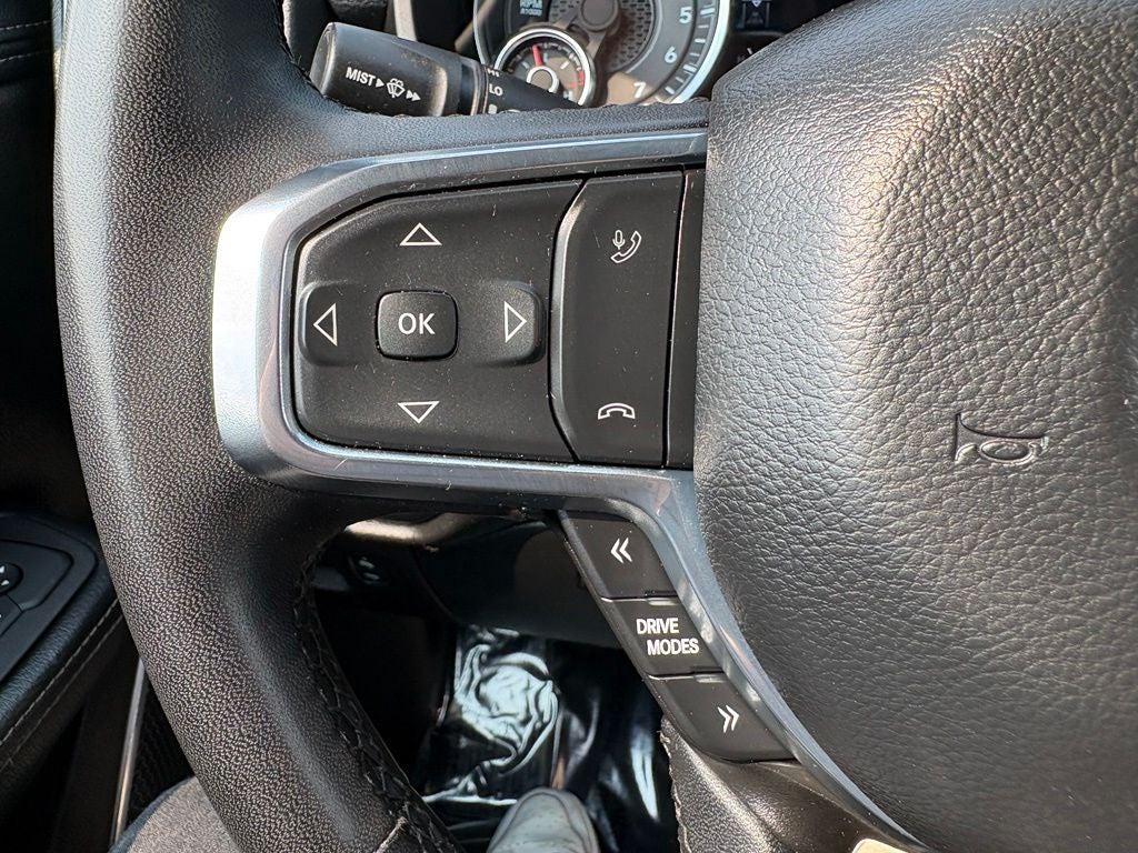 2025 RAM 1500 Laramie Crew Cab 4x4 5'7' Box