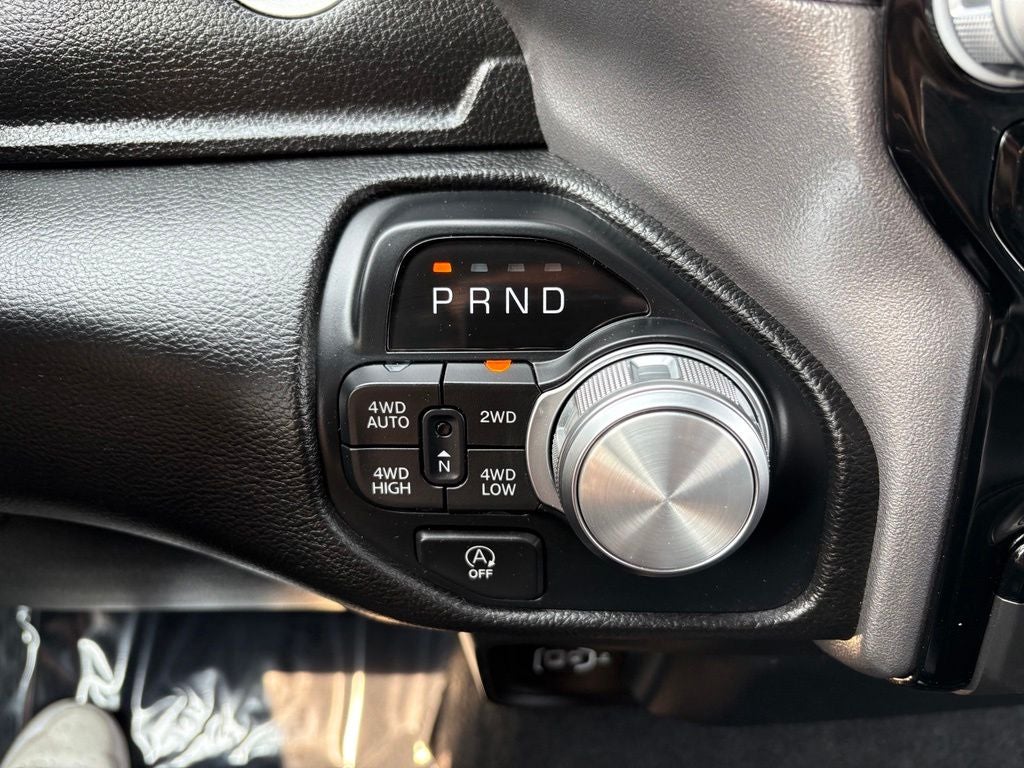 2025 RAM 1500 Laramie Crew Cab 4x4 5'7' Box
