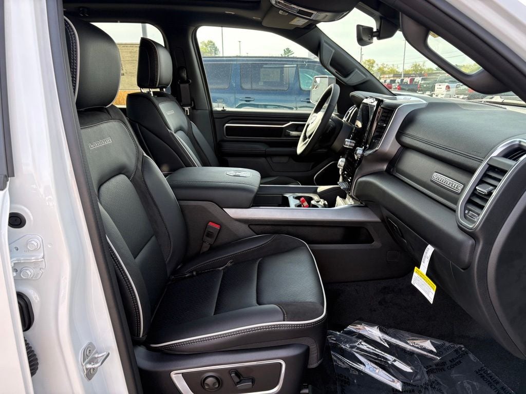 2027 RAM Ram 1500 RAM 1500 LARAMIE CREW CAB 4X4 5'7' BOX