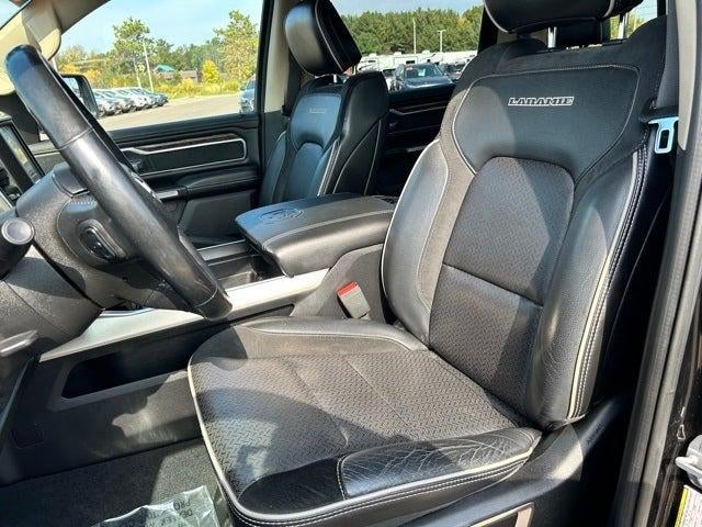 2019 RAM 1500 Laramie Crew Cab 4x4 5'7' Box
