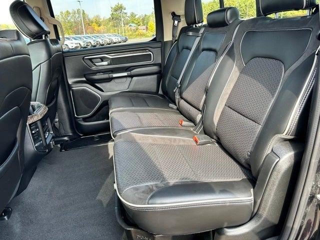 2019 RAM 1500 Laramie Crew Cab 4x4 5'7' Box