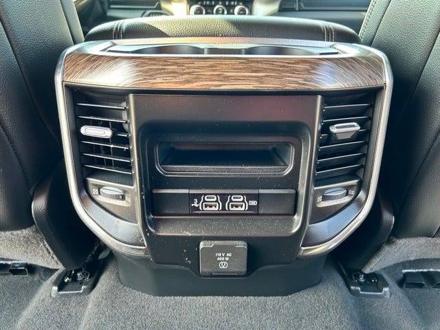 2019 RAM 1500 Laramie Crew Cab 4x4 5'7' Box