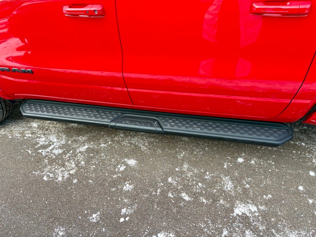 2021 RAM 1500 Laramie Crew Cab 4x4 5'7' Box