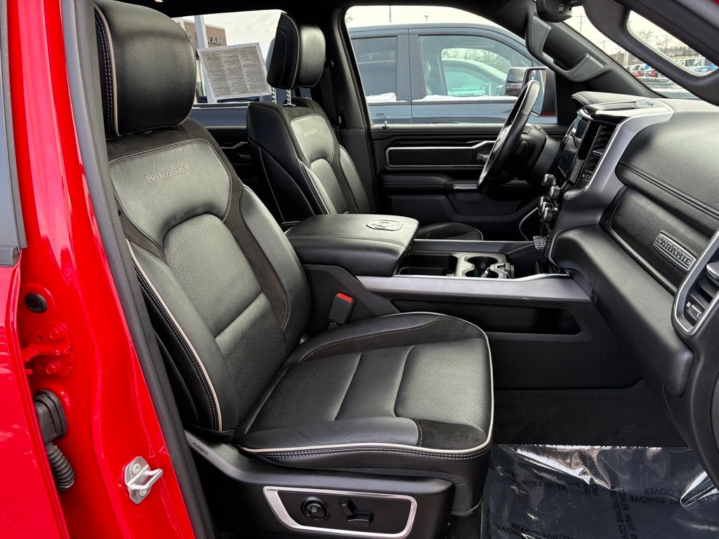 2021 RAM 1500 Laramie Crew Cab 4x4 5'7' Box