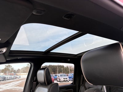 2021 RAM 1500 Laramie Crew Cab 4x4 5'7' Box