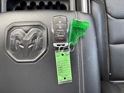 2021 RAM 1500 Laramie Crew Cab 4x4 5'7' Box