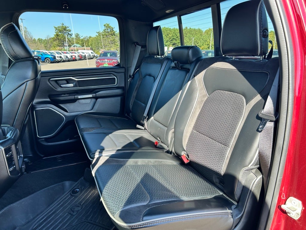 2023 RAM 1500 Laramie Crew Cab 4x4 5'7' Box