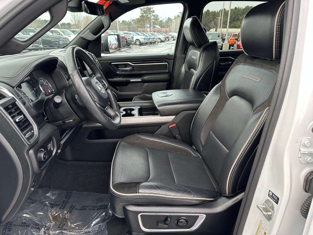 2024 RAM 1500 Laramie Crew Cab 4x4 5'7' Box