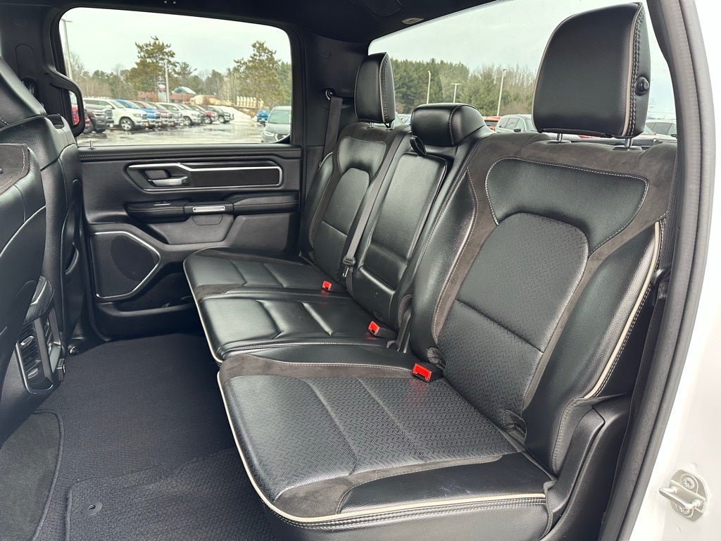 2024 RAM 1500 Laramie Crew Cab 4x4 5'7' Box