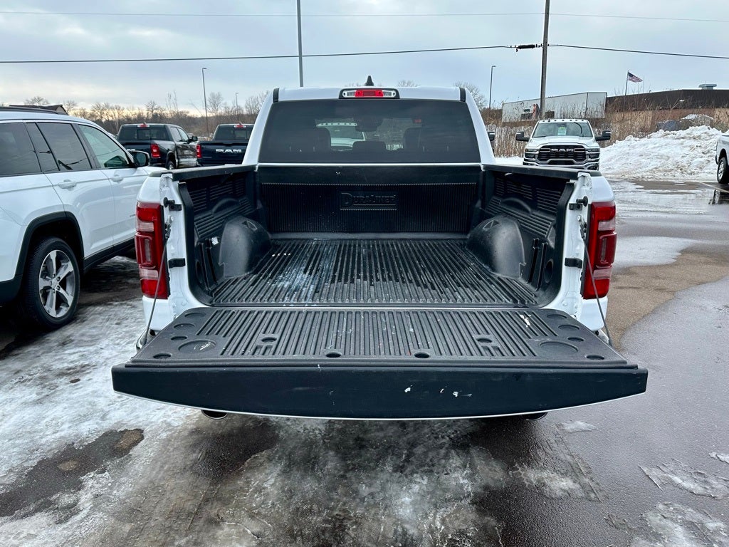 2024 RAM 1500 Laramie Crew Cab 4x4 5'7' Box
