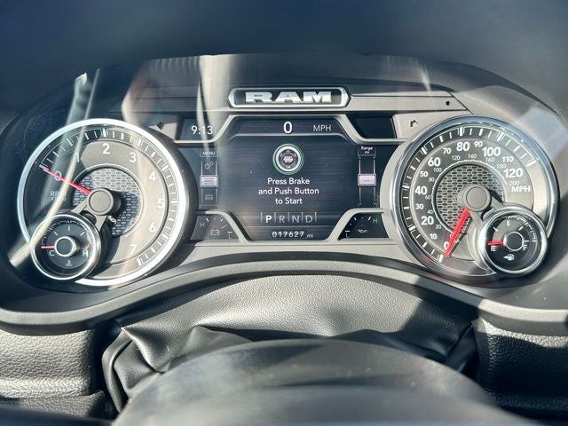2024 RAM 1500 Laramie Crew Cab 4x4 5'7' Box