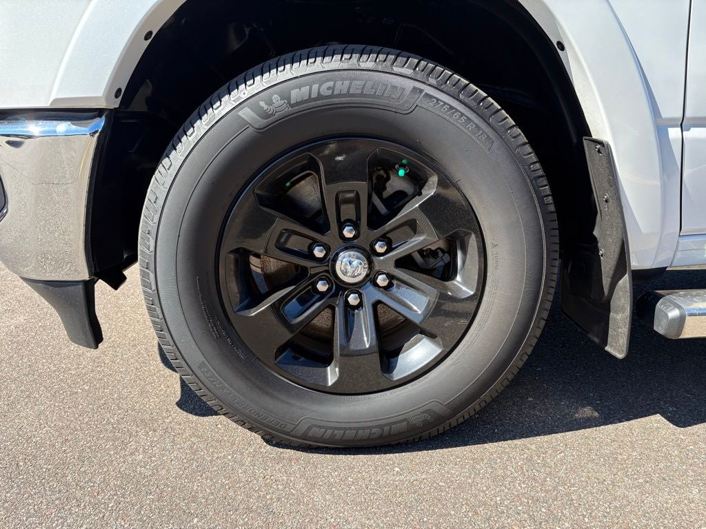 2022 RAM 1500 Laramie Crew Cab 4x4 5'7' Box