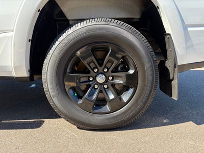 2022 RAM 1500 Laramie Crew Cab 4x4 5'7' Box