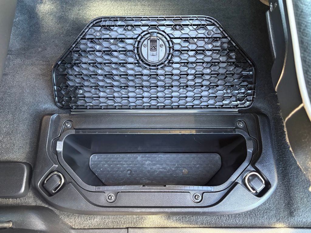 2022 RAM 1500 Laramie Crew Cab 4x4 5'7' Box