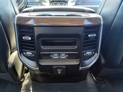 2022 RAM 1500 Laramie Crew Cab 4x4 5'7' Box