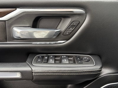 2022 RAM 1500 Laramie Crew Cab 4x4 5'7' Box