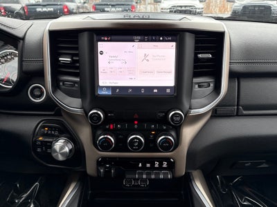 2022 RAM 1500 Laramie Crew Cab 4x4 5'7' Box