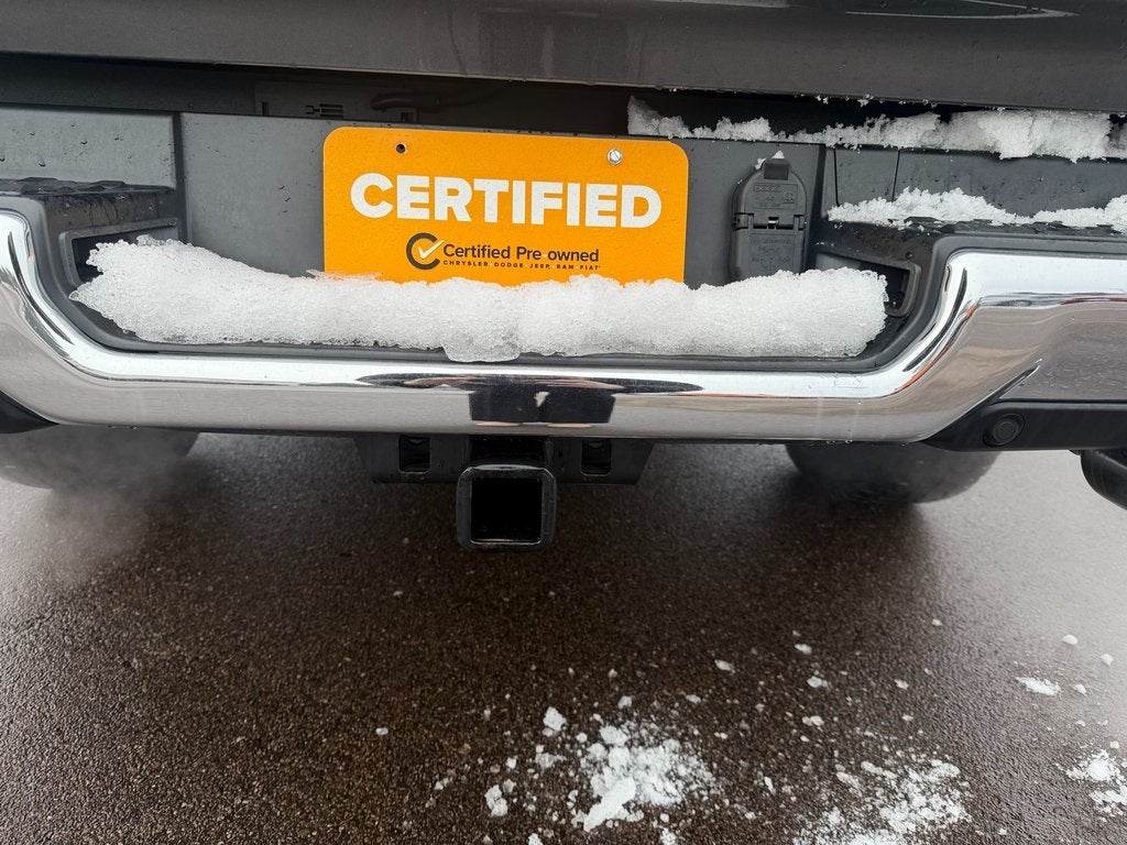 2022 RAM 1500 Laramie Crew Cab 4x4 5'7' Box