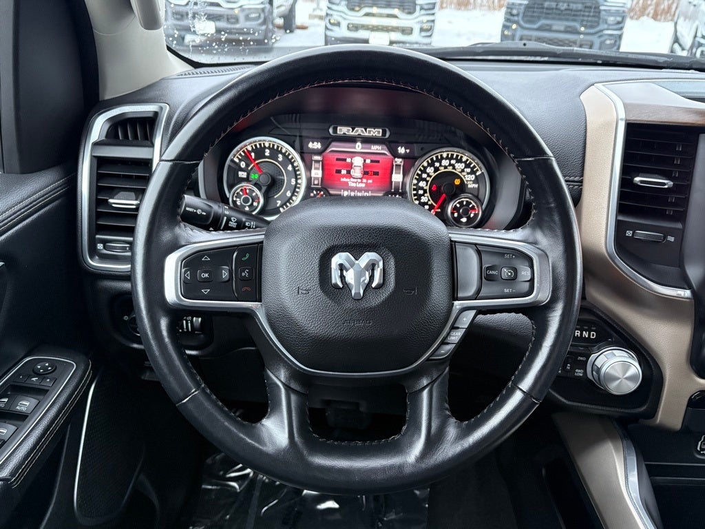 2022 RAM 1500 Laramie Crew Cab 4x4 5'7' Box