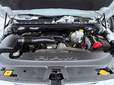 2022 RAM 1500 Laramie Crew Cab 4x4 5'7' Box