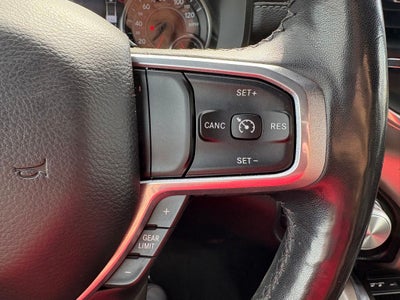 2019 RAM 1500 Laramie Crew Cab 4x4 5'7' Box