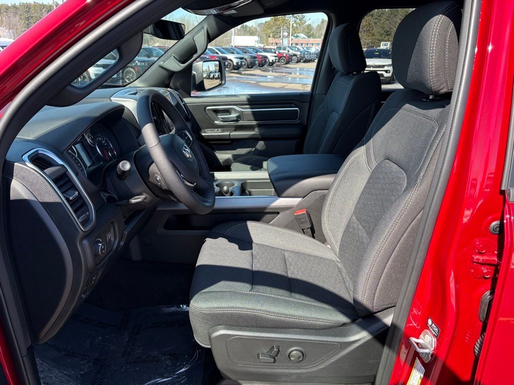 2026 RAM Ram 1500 RAM 1500 BIG HORN CREW CAB 4X4 6'4' BOX