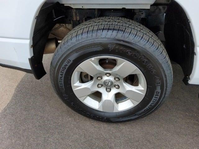 2019 RAM 1500 Big Horn/Lone Star Crew Cab 4x4 6'4' Box