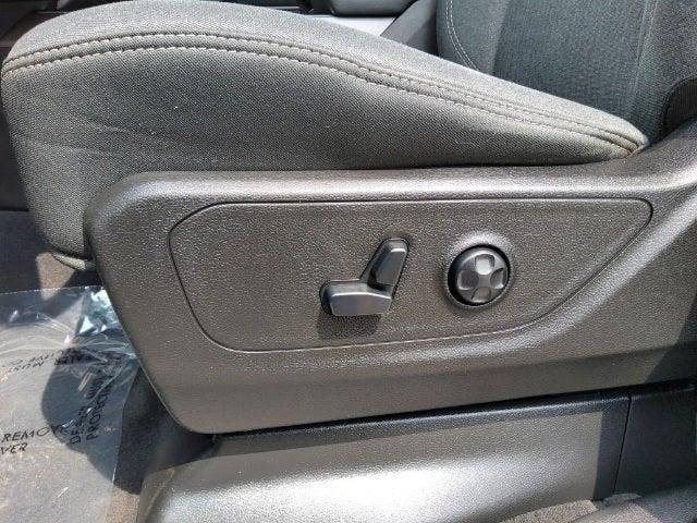 2019 RAM 1500 Big Horn/Lone Star Crew Cab 4x4 6'4' Box