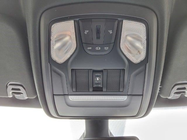 2019 RAM 1500 Big Horn/Lone Star Crew Cab 4x4 6'4' Box