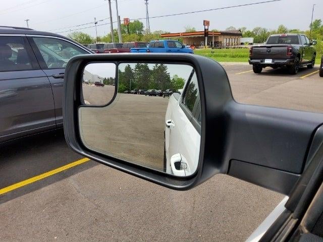 2019 RAM 1500 Big Horn/Lone Star Crew Cab 4x4 6'4' Box