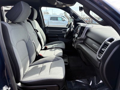 2022 RAM 1500 Big Horn Crew Cab 4x4 6'4' Box