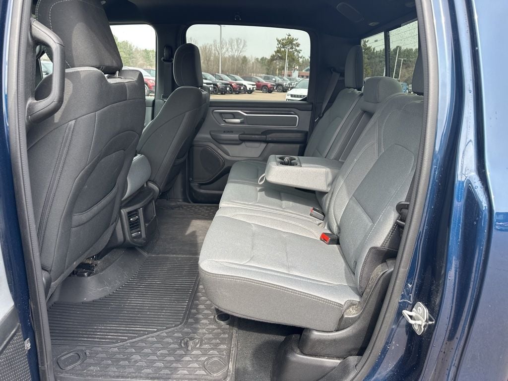 2022 RAM 1500 Big Horn Crew Cab 4x4 6'4' Box