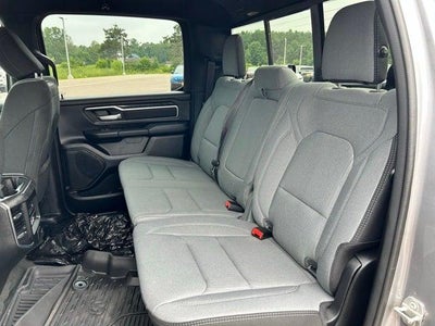 2024 RAM 1500 Big Horn Crew Cab 4x4 6'4' Box