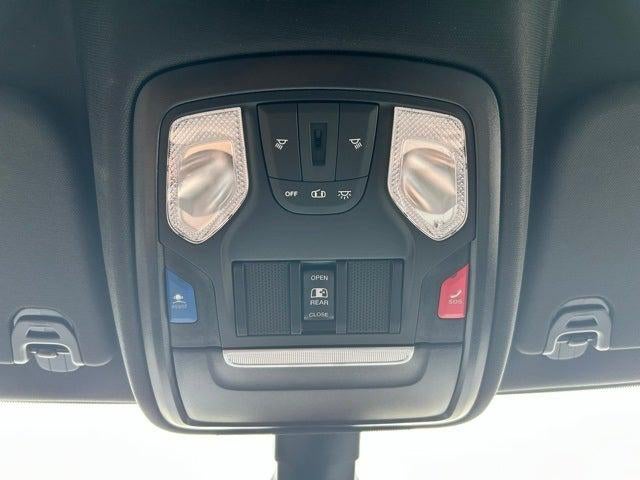 2024 RAM 1500 Big Horn Crew Cab 4x4 6'4' Box