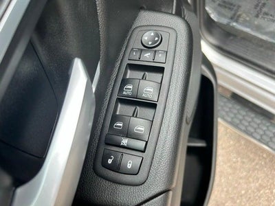 2024 RAM 1500 Big Horn Crew Cab 4x4 6'4' Box