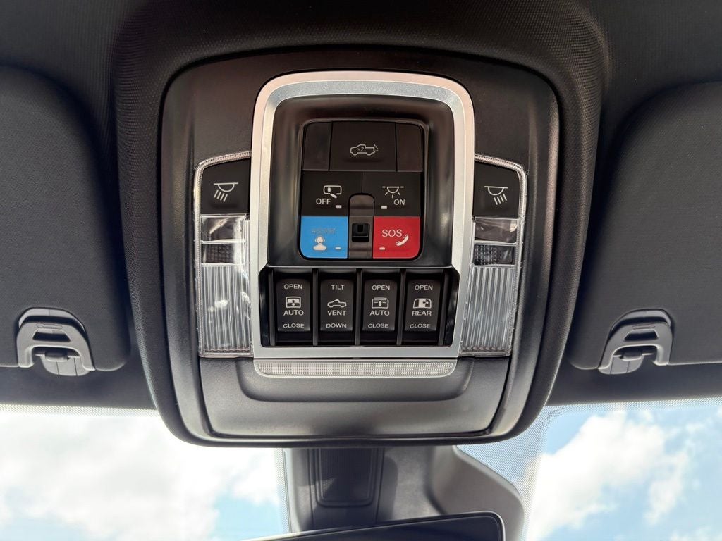 2026 RAM Ram 1500 RAM 1500 LARAMIE CREW CAB 4X4 6'4' BOX
