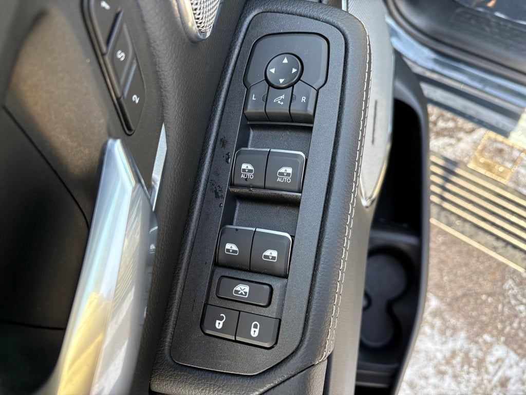 2026 RAM Ram 1500 RAM 1500 LARAMIE CREW CAB 4X4 6'4' BOX