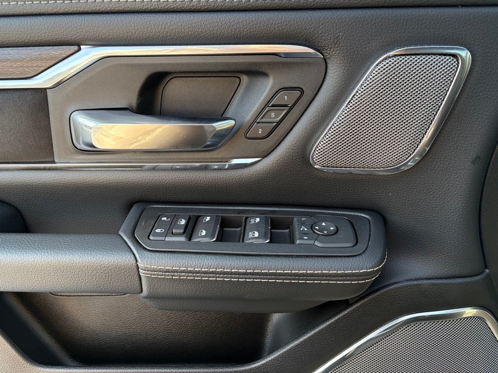 2026 RAM Ram 1500 RAM 1500 LARAMIE CREW CAB 4X4 6'4' BOX