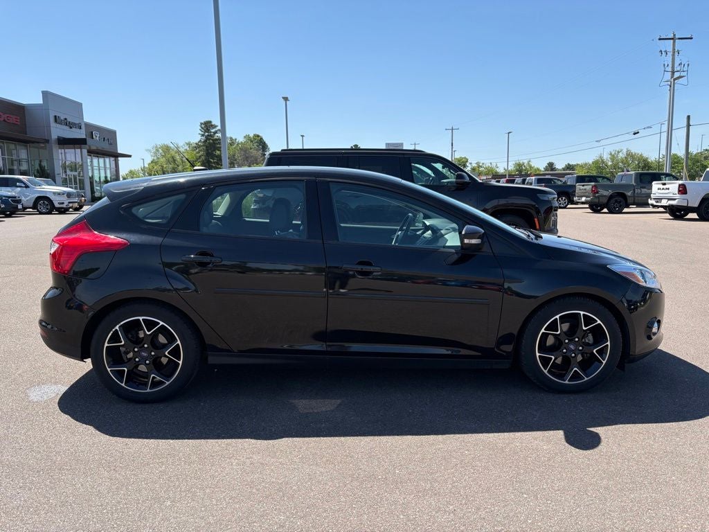 Used 2014 Ford Focus SE with VIN 1FADP3K29EL374129 for sale in Menomonie, WI