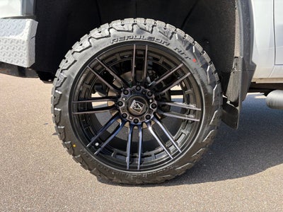 2023 Chevrolet Silverado 3500HD 4WD Crew Cab Standard Bed LTZ