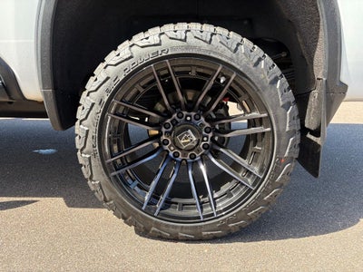 2023 Chevrolet Silverado 3500HD 4WD Crew Cab Standard Bed LTZ